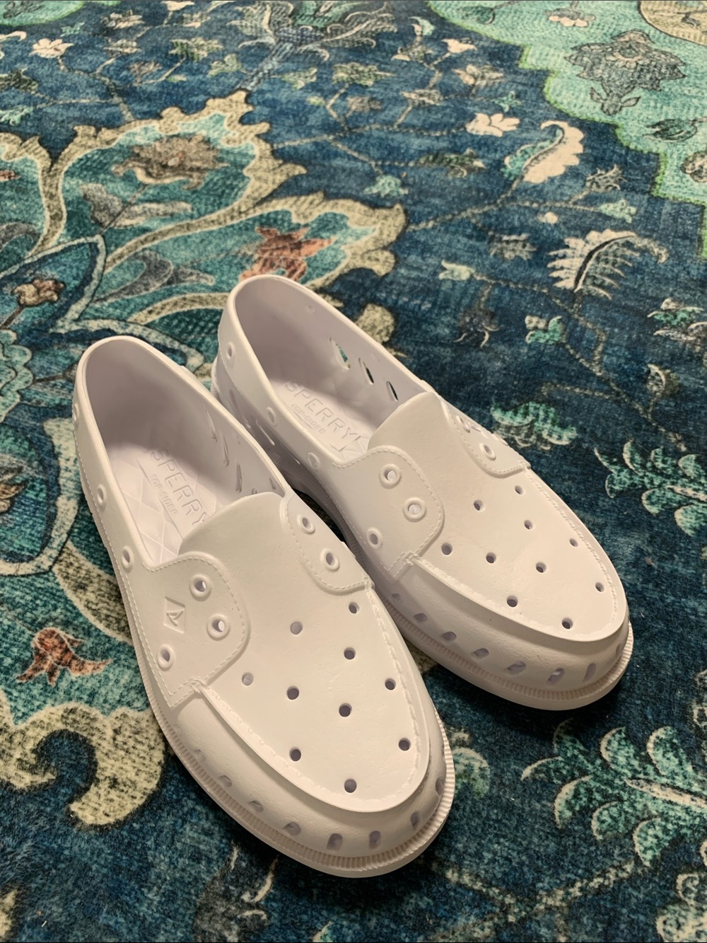 Sperry boat shoes float slip on new 10 white